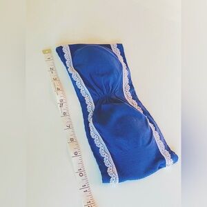 Victoria’s Secret size small  seamless
